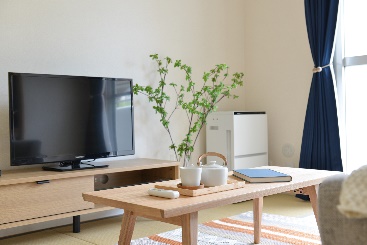 家具・家電レンタルのサブスクリプションによる新たなサービス「カリテくらす」を共同で開始！！日本初※１、壁紙のレンタルもご用意！のサブ画像2
