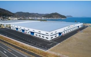 『佐賀さいこう企業表彰式』にて ポラテック西日本㈱佐賀工場が表彰を受けました！ のサブ画像1