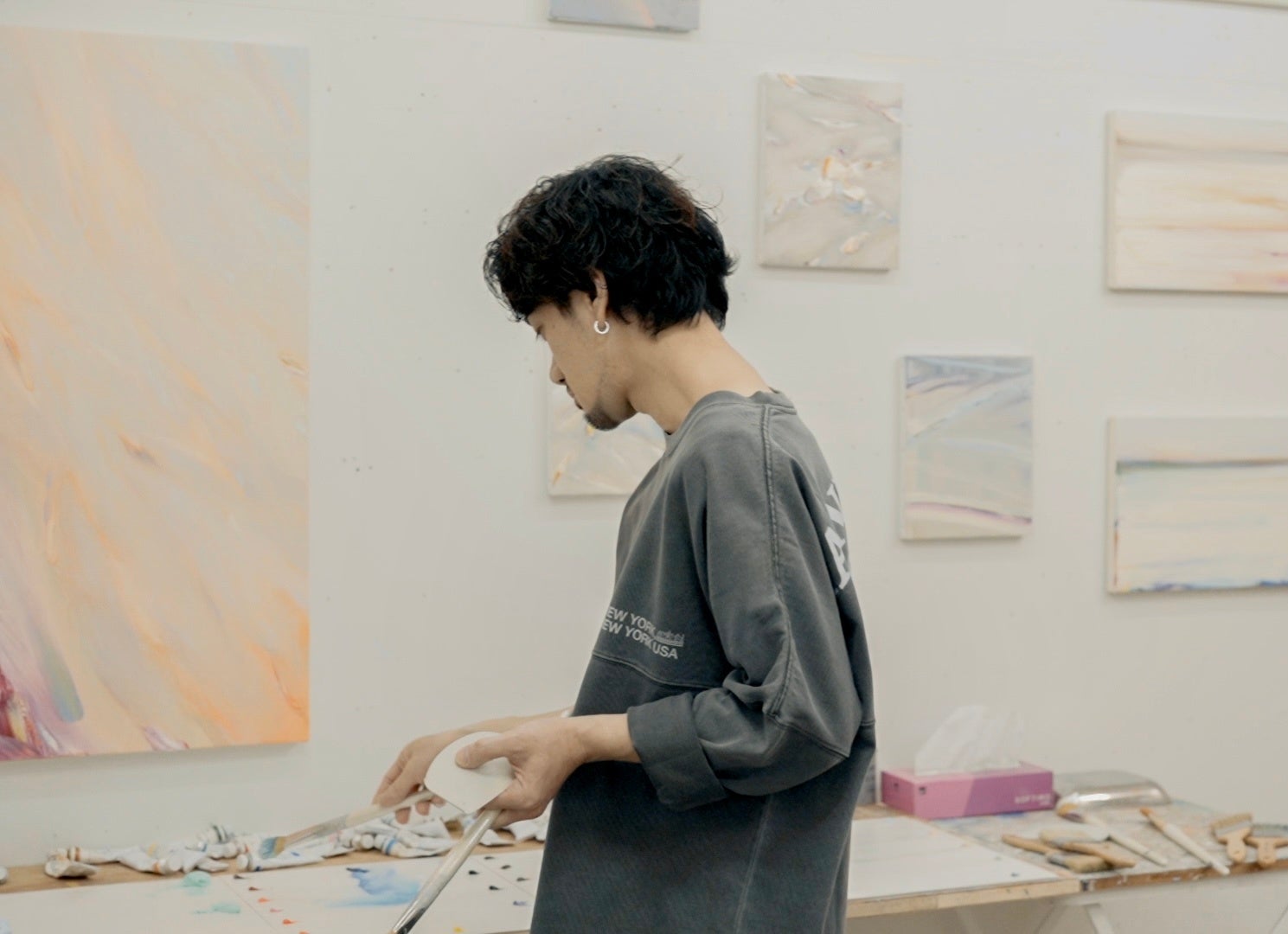 “お風呂の可能性を拡張するアート体験”気鋭の油彩作家 安田悠と、BAINCOUTUREがショールームで展示会を開催のサブ画像3