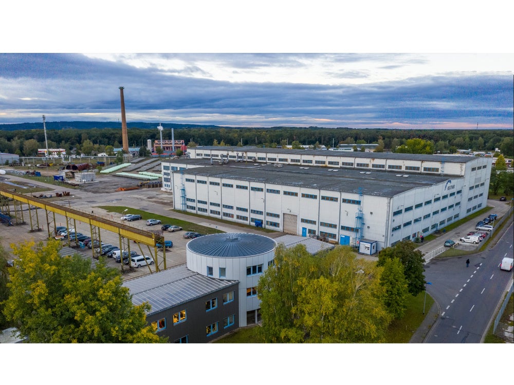 ドイツでモジュラー建築の製造拠点開設（ニュースレター）のサブ画像1_【フュルステンヴァルデ工場】
