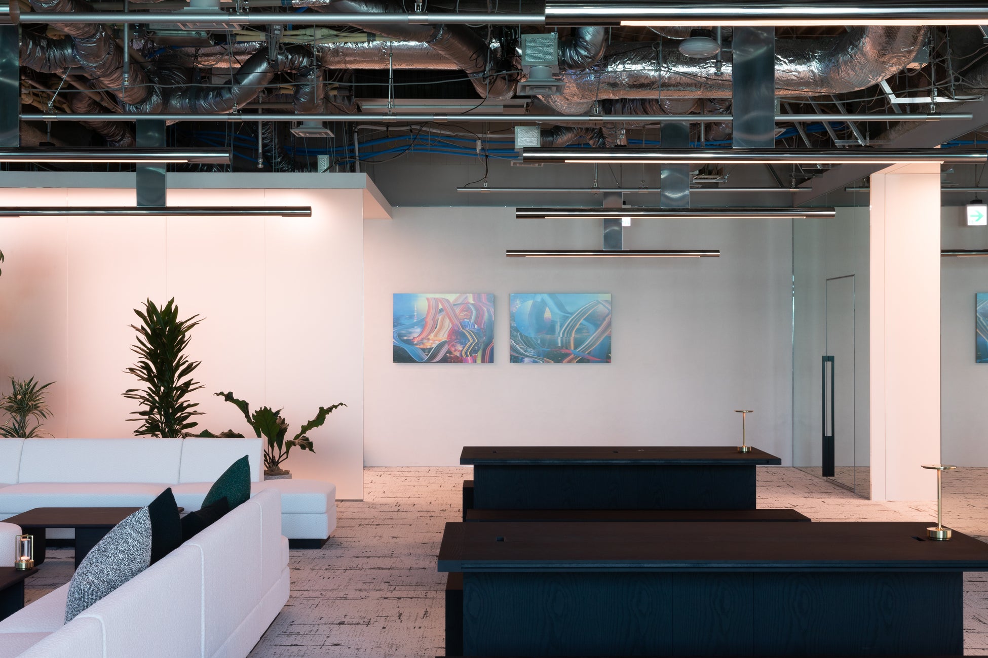 不動産ブランドSMARGを運営する株式会社グッドライフ新オフィス、小林健太氏のアート作品をオフィス空間に設置のサブ画像2