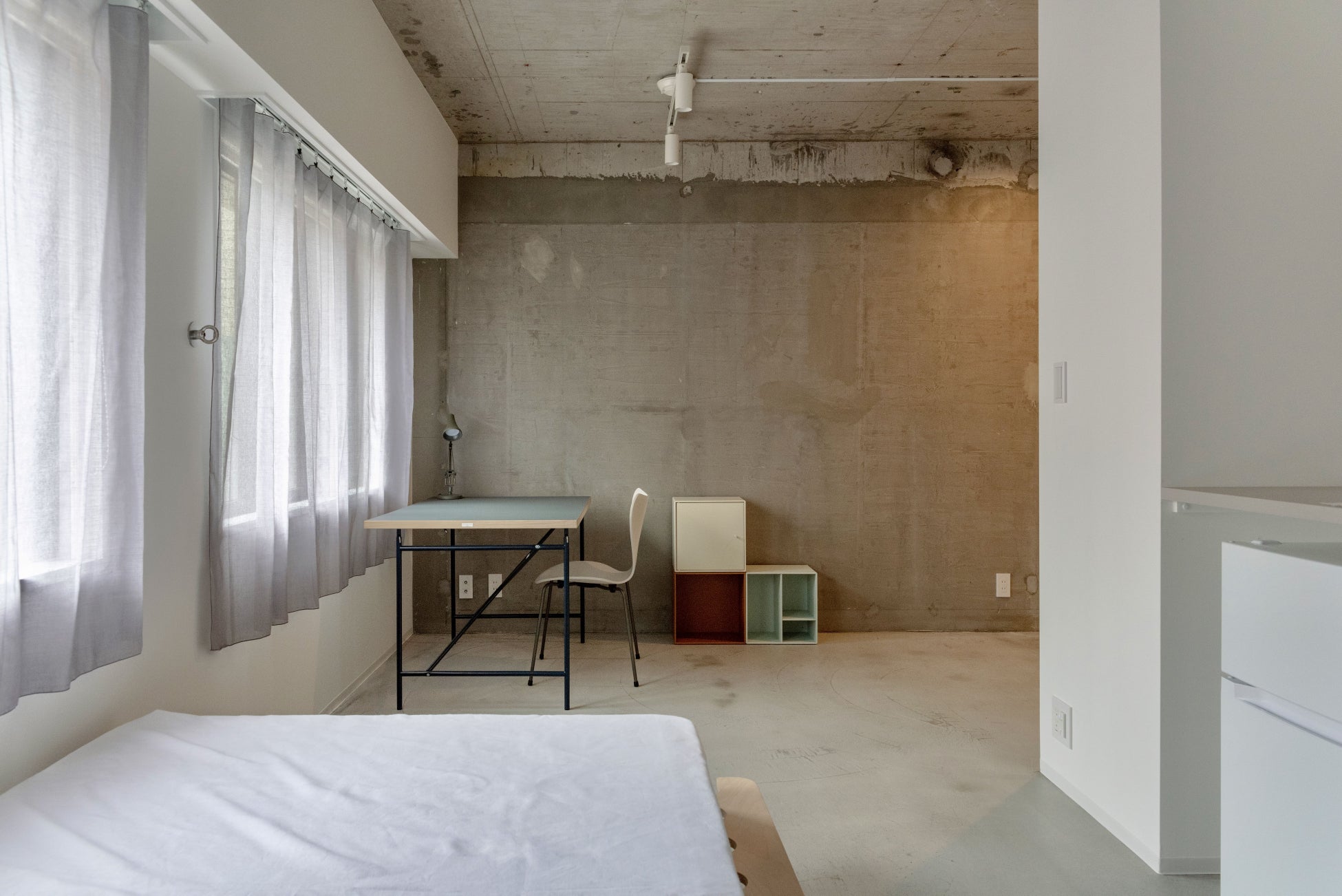 コクヨ初の集合住宅「THE CAMPUS FLATS TOGOSHI」が、2023年9月1日（金）、東京都・戸越にオープンのサブ画像5_Photography Shinya Rachi／居室（タイプE）
