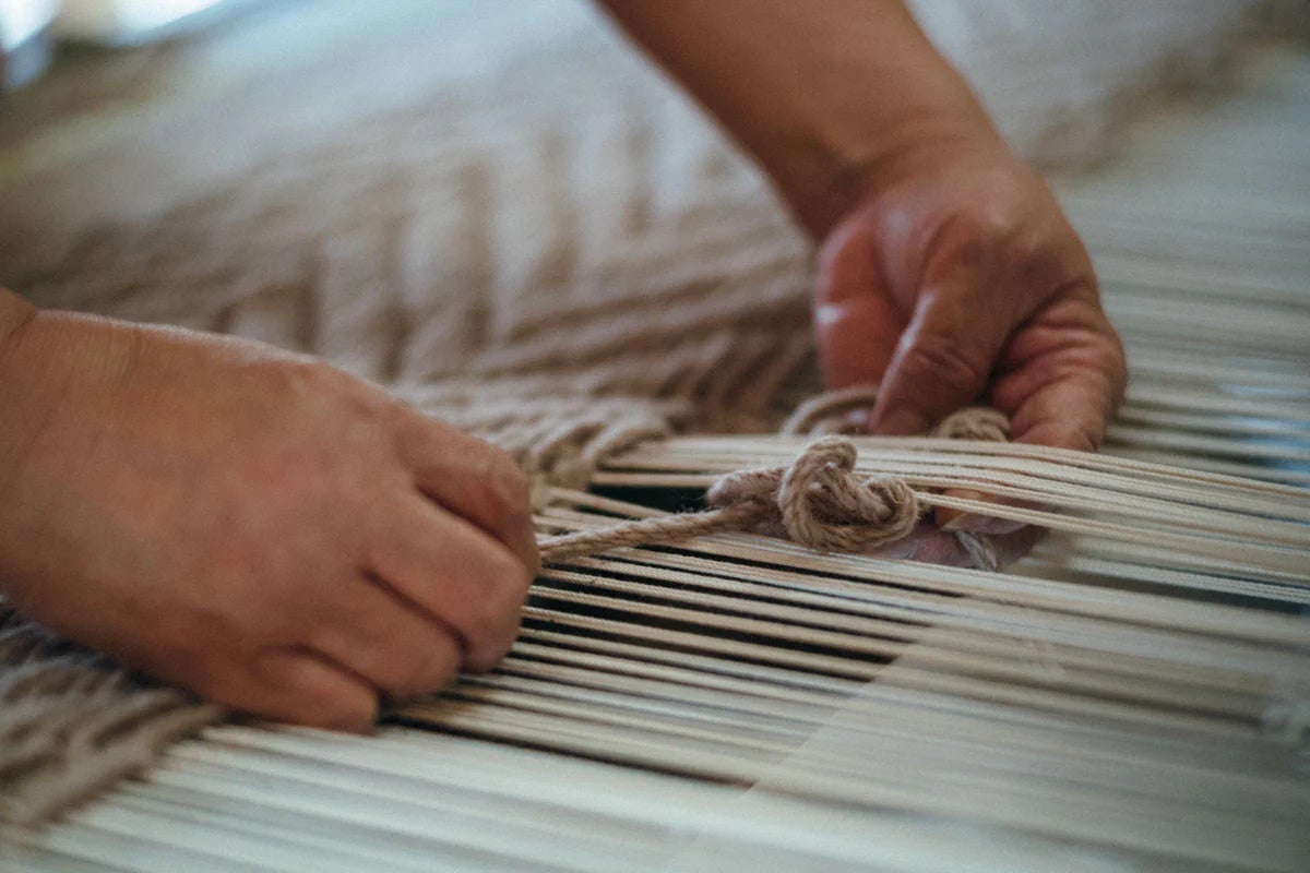 日本の織物の歴史を継ぐ「Hand Woven Court」新発売 / 綴織の清原織物とコラボレーションのサブ画像4