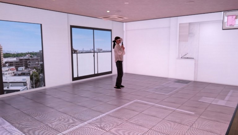 日本初(※1) 家具や住宅設備の立体視を可能とするMixed Reality(※２)を用いたモデルルーム案内　開始のサブ画像2_本サロンでのVRモデルルームの様子（2次元）