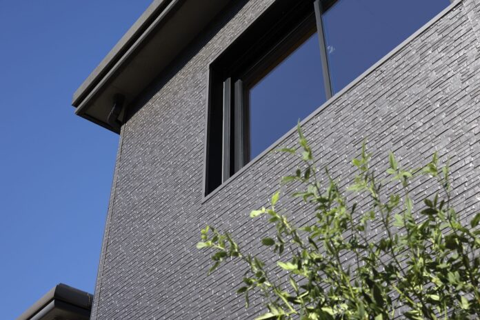 既存住宅でZEH水準を上回る断熱等級６相当(※1)が実現可能に　新仕様『外壁TR』で断熱リノベーション「あったかハイムTR」が進化のメイン画像