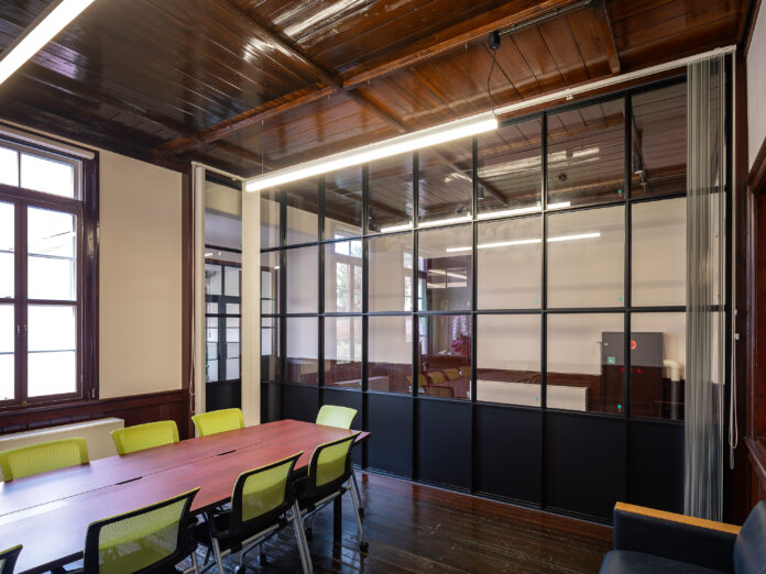 「LIXILフロントコンテスト2023-24」グランプリは、WHATAWON (大阪府岸和田市)のメイン画像