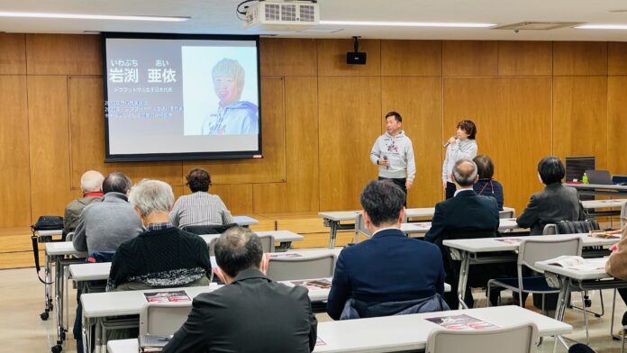 東京都中央区主催「スポーツ指導者養成セミナーフォロー研修」でデフサッカー・デフフットサル女子の監督とデフフットサル女子の選手が講師を担当のメイン画像