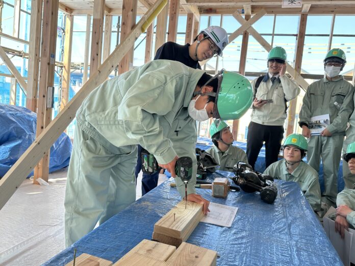 【一建設株式会社】「東京都立葛西工科高等学校」建築科1年生50名を対象に木造住宅の建築現場見学会と住宅設計体験会を2025年3月14日（金）に開催のメイン画像