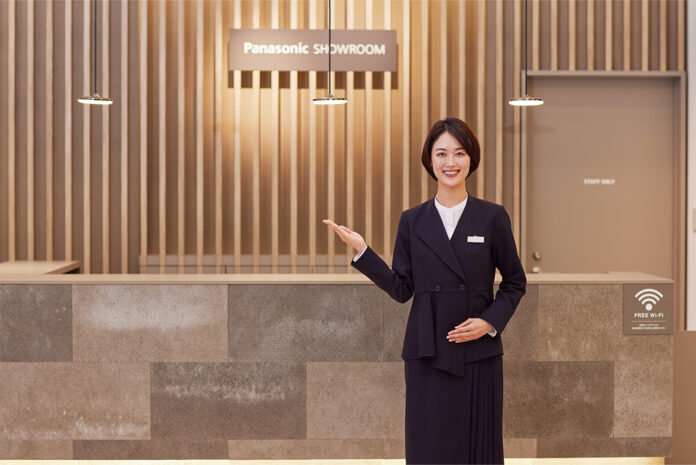 パナソニック ショウルームが7年ぶりにユニフォームを刷新 お客様からの信頼と、働くアドバイザーの気持ちに寄り添うデザインのメイン画像