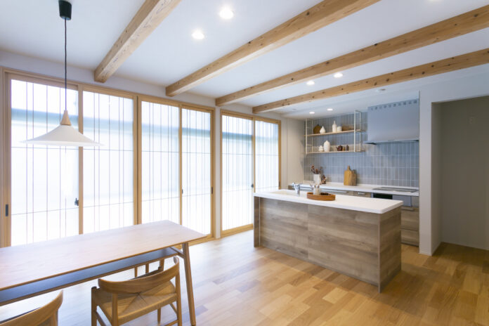 築38年の家のリノベーションデルハウスが福岡市早良区にグランドオープン！のメイン画像