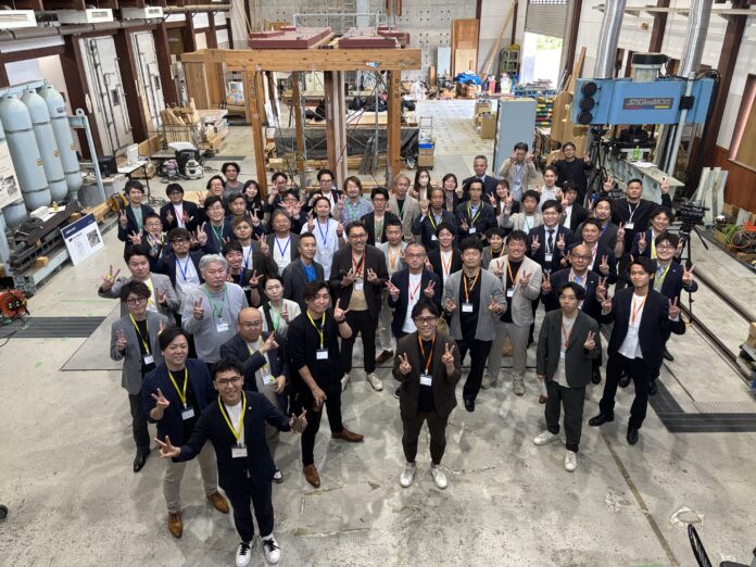 【公開実験開催】能登半島地震を再現！耐震＋制振の違いを検証「富山振動台実験」5月27日・28日開催｜木造住宅用制振装置 evoltzのメイン画像