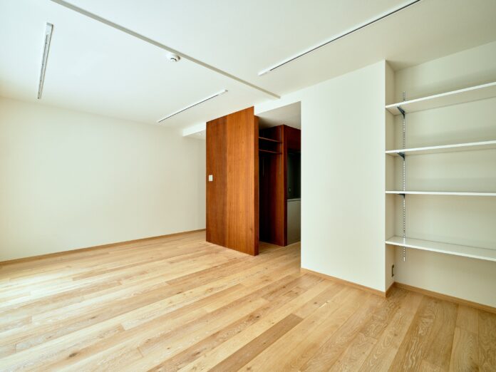 トランジットクリエイティブがデザイン！表参道のコワーキングスペース付きリノベーションアパートが完成のメイン画像