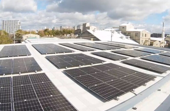 住ベシート防水株式会社 フラット屋根用架台の基礎に革新をもたらす「DN Solar-FIT®シリーズ」累計出荷数60万本の実績を達成のメイン画像