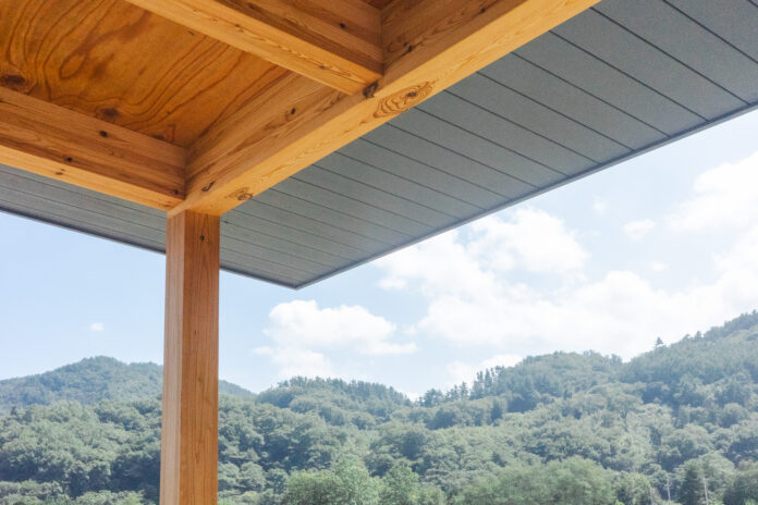 白州の名水とコモンが育む “新しい分譲住宅”　北杜市「CHIME白州」が内覧会を開催のメイン画像