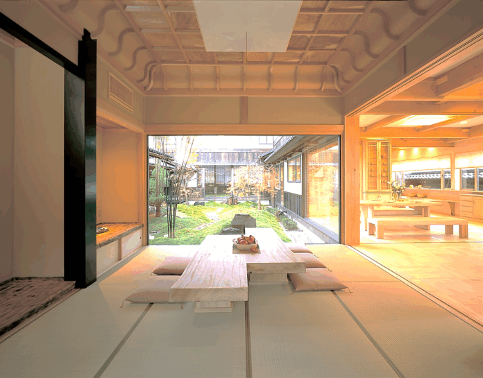 綿半林業がベトナム・ハノイの国際展示会「ベトビルド」へ出展のメイン画像