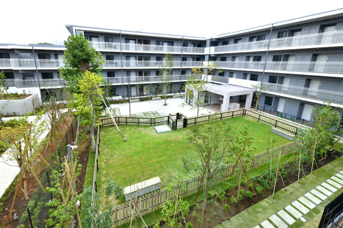 【ＪＫＫ東京 初！】ペット等共生住宅が誕生　新築賃貸住宅「カーメスト用賀馬事公苑」の入居者募集を10月16日から開始のメイン画像