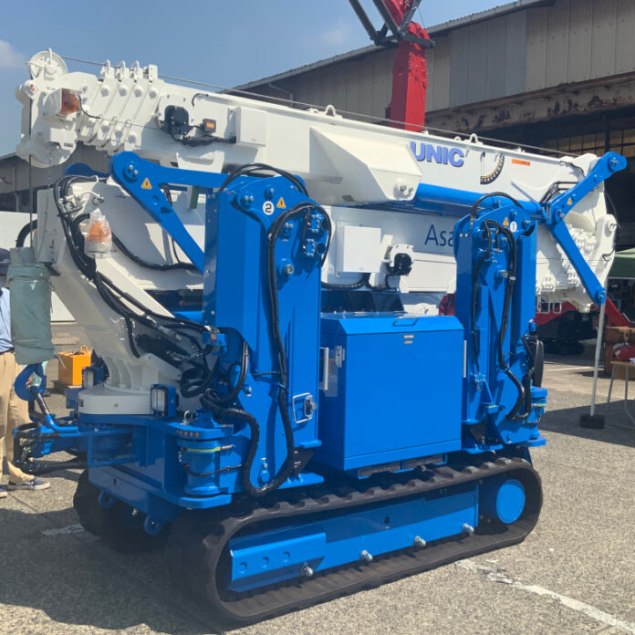 建築現場の脱炭素化に向けた取り組み 再エネ電力×電動駆動のクローラクレーンのメイン画像