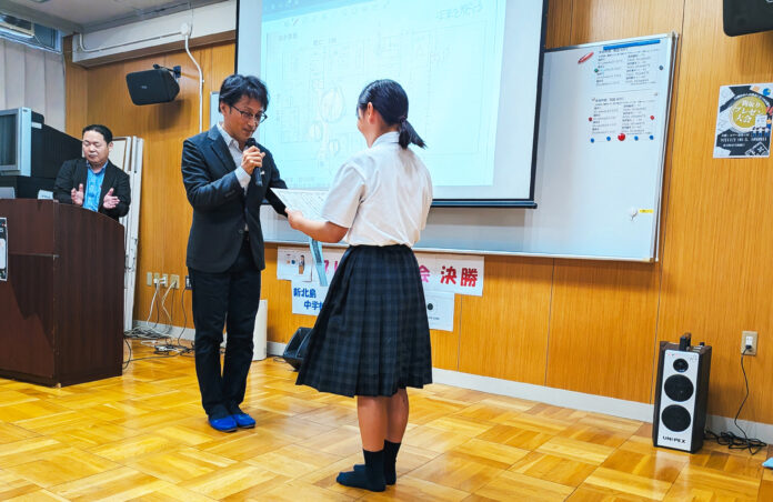 コアー建築工房、14歳が描く「未来の間取り」発表会に参加～新北島中学校の課題「棟梁賞」など審査～のメイン画像