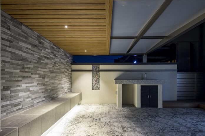 【滋賀県限定】その“琵琶湖を望む大開口”が、最大の弱点になる。YouTubeで人気の専門家『ミワの庭』が、滋賀の暮らしに最適化された新築サービスを提供開始。のメイン画像