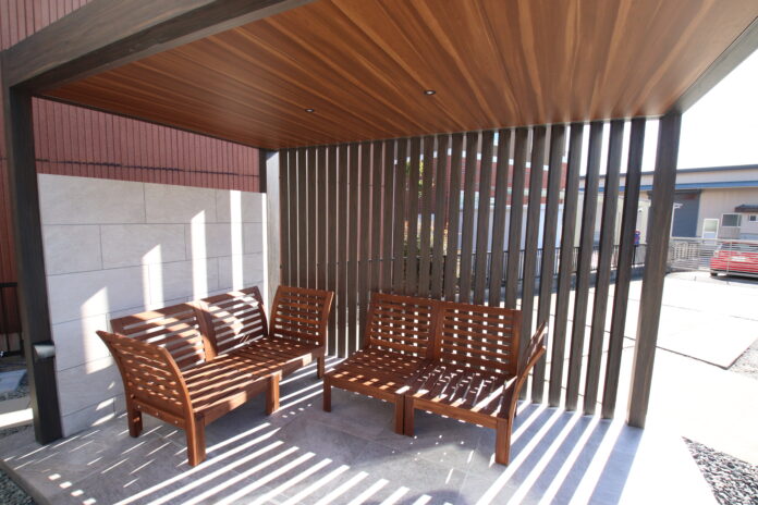 「もう、元請けの言いなりは辞めだ」――設立1年で加盟30店舗、脱退率0%。YouTube集客で月100件の“優良顧客”を獲得する『下請け脱却FC』の募集強化を開始のメイン画像