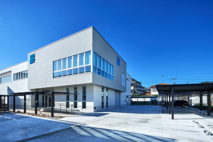 エクステリアを軸に窓・ドア含む戸建て住宅向け商品のトータル提案施設「YKK AP ショールーム箕面」オープンのメイン画像