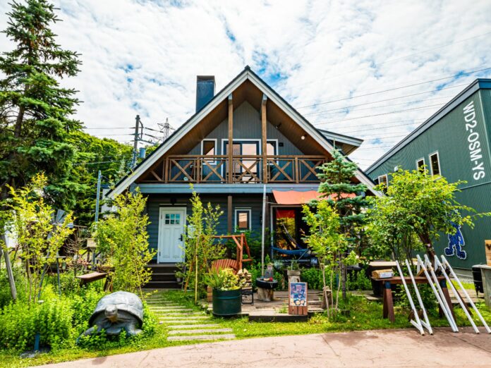 別荘サブスク「OURoom」、BESSの住宅展示場モデル棟を宿泊対象に。第一弾は北海道江別市と千葉県木更津市にオープン！のメイン画像