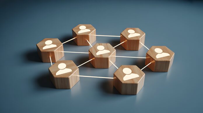 不動産投資家専用アプリ「MYHer’s Community（マイハーズ コミュニティ）」正式公開のメイン画像