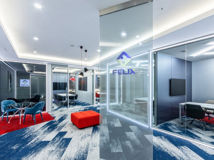 フィリックス株式会社、売上高100億円を突破し、過去最高を記録 — 節目の年にステークホルダーの皆さまへ感謝の意を込めた「FELIX AWARD 2025」を初開催 —のメイン画像