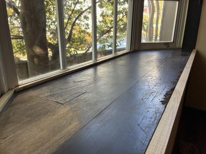 【城東テクノ】パッとリノベーション！のPaRenoシリーズに、出窓用のリフォーム製品「PaReno 出窓カバー」がラインアップ。のメイン画像