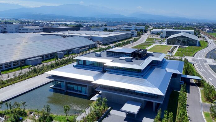 YKK AP30ビルが『ZEB』および、「WELL認証」プラチナを取得のメイン画像