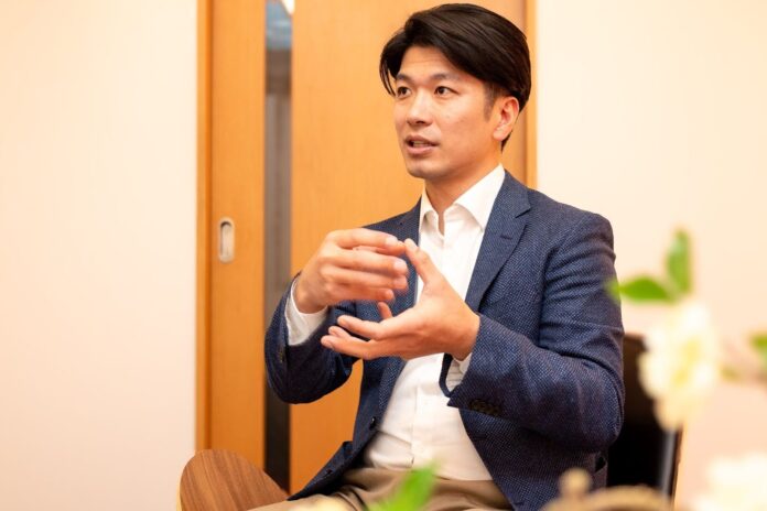 【導入事例】投資総額13億円のサバイバル投資家・生稲 崇氏が『BRO-ZERO』を採用。民泊開業の資金課題を解決し、稼働率80%の人気物件を実現した「スピード投資術」のメイン画像