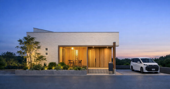 〖埼玉県久喜市〗収納率25％超×スキップフロアの平屋革命「FLAT-X」モデル棟が2026年4月25日(土)グランドオープンのメイン画像