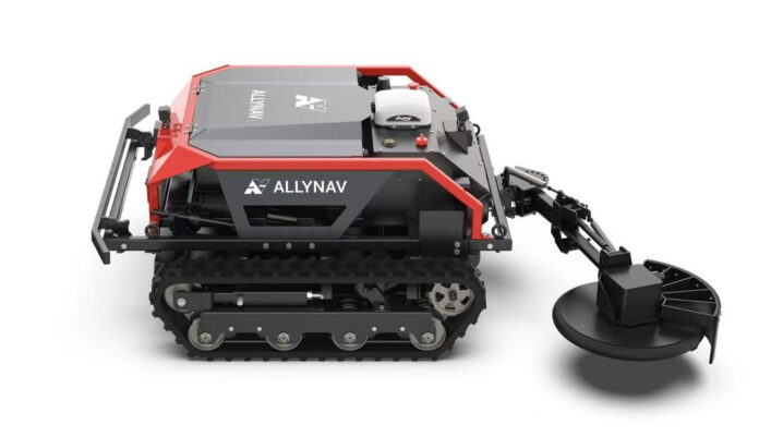被災地・奥能登で自動草刈りロボット実証実験を実施のメイン画像